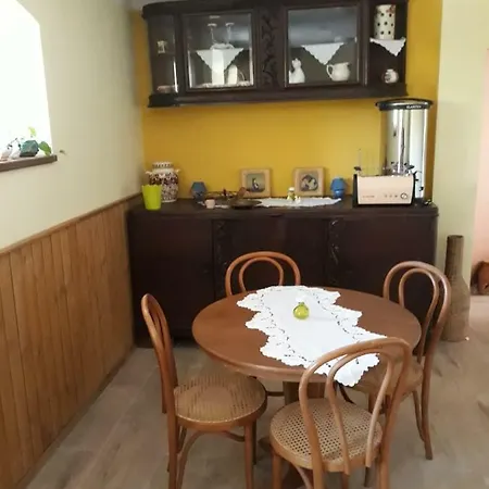 Dworska Zagroda Farm stay *